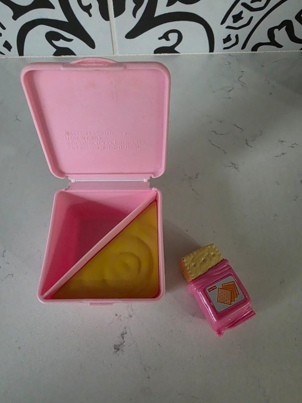 VTG Very Rare Fisher Price Fun with Food Toy Play Food Cheese Cracker Box Lid